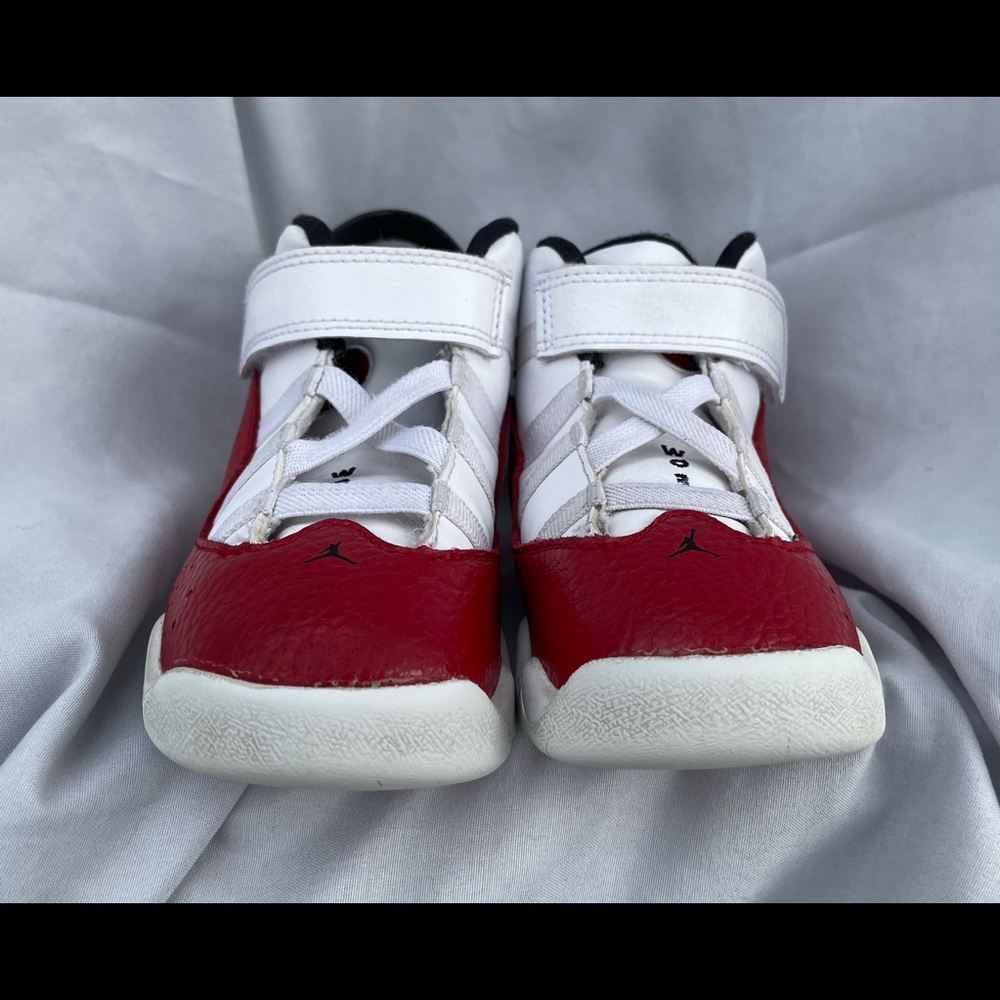 Jordan 6 Rings - Picture 2 of 8
